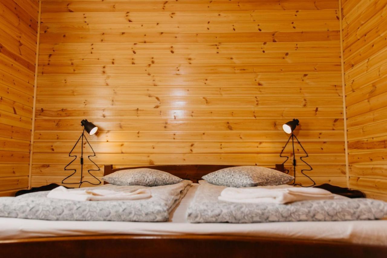 Tusnad Camping ไบเลตุชนาด ภายนอก รูปภาพ